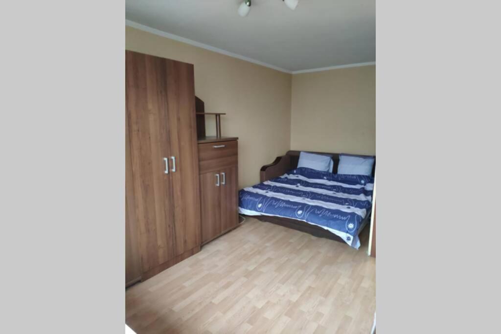 Small Apartment For 2 Kiev Ngoại thất bức ảnh